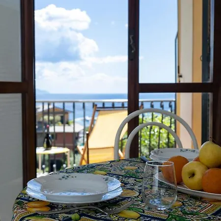 ✰ Parcheggio Gratis Casa Vista Mare Portofino ✰ *